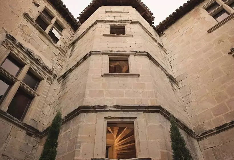 ホテル Chateau Des Ducs De Joyeuse