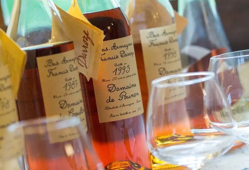 ホテル Chateau Des Ducs De Joyeuse