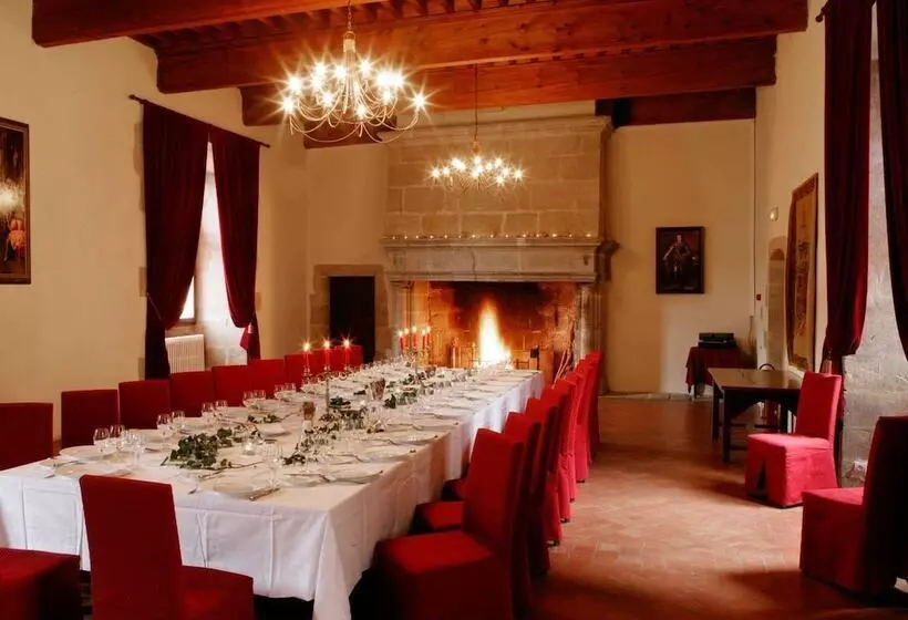 ホテル Chateau Des Ducs De Joyeuse