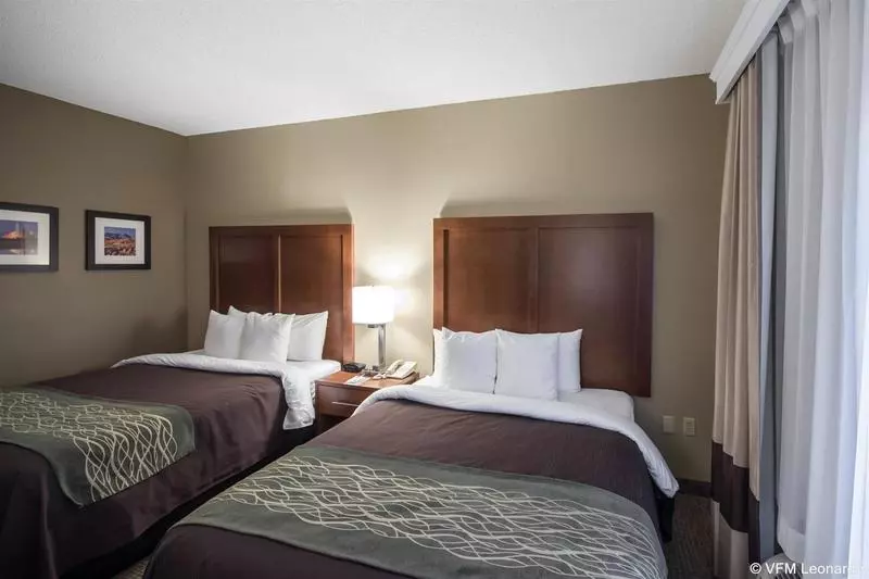Hotel Comfort Inn & Suites
