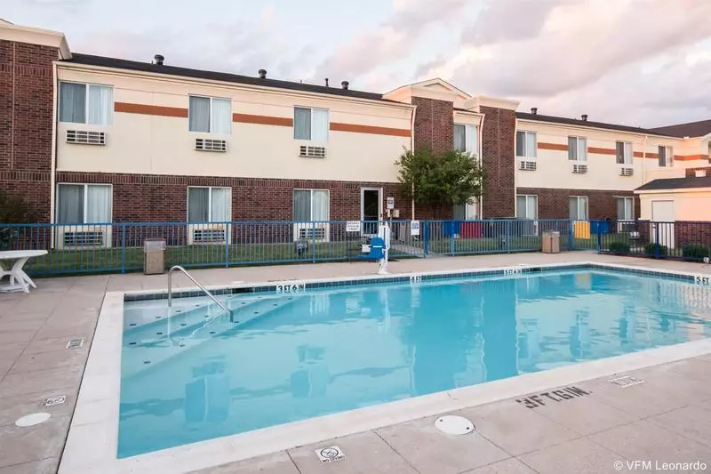 Hotel Comfort Inn & Suites