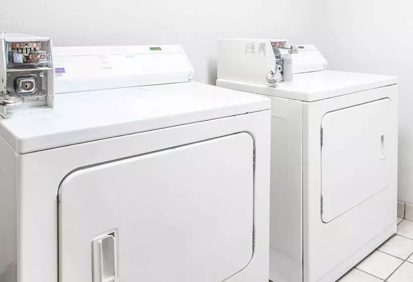 호텔 Comfort Inn & Suites St Louis   Chesterfield