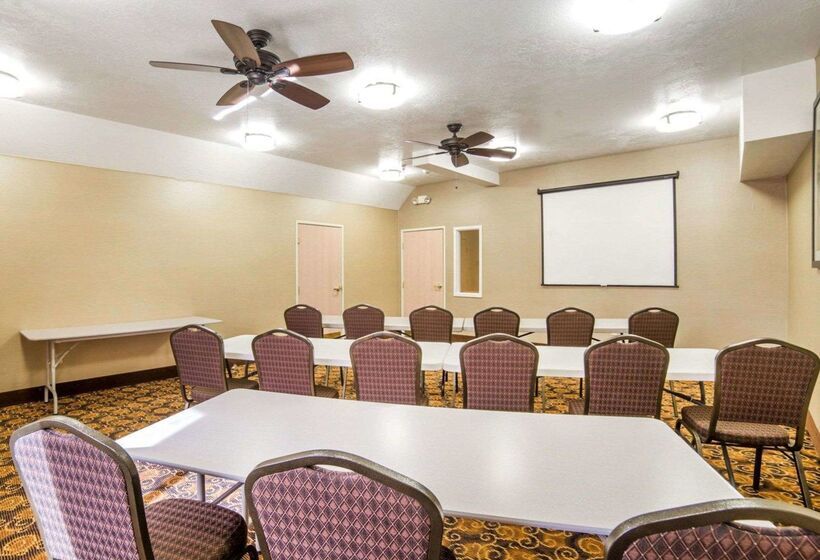 هتل Comfort Inn Elko