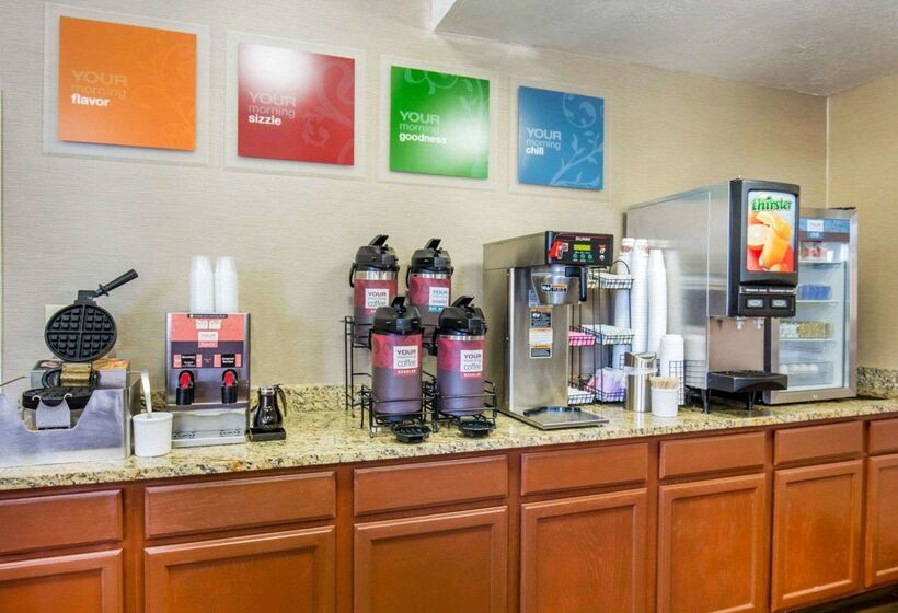 هتل Comfort Inn Elko