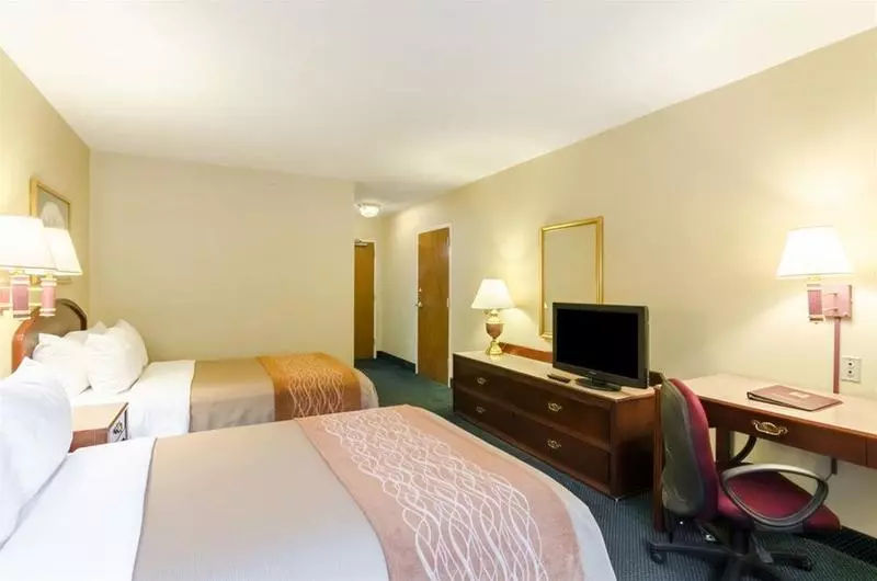 호텔 Comfort Inn & Suites