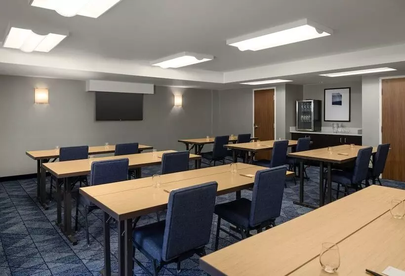 هتل Courtyard Boise Downtown