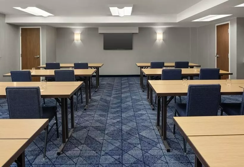 هتل Courtyard Boise Downtown