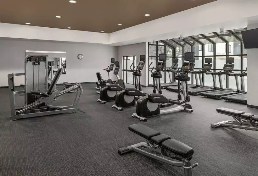 هتل Courtyard Boise Downtown