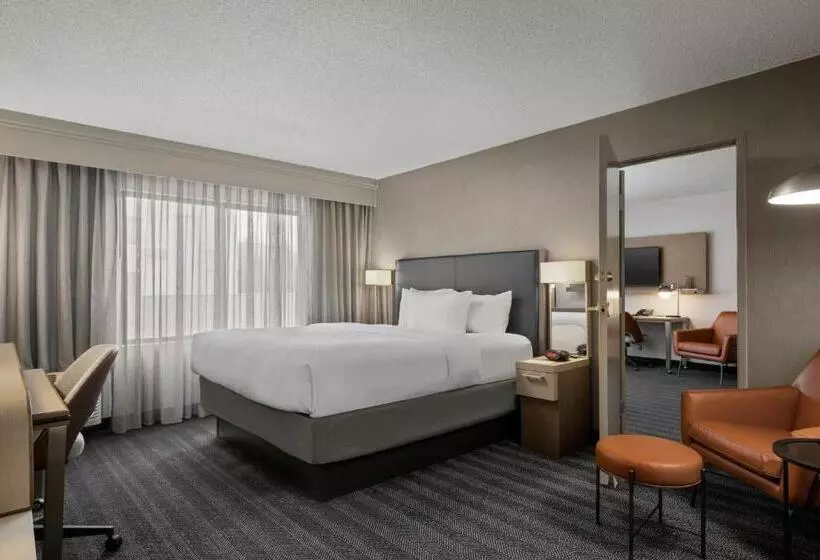 هتل Courtyard Boise Downtown