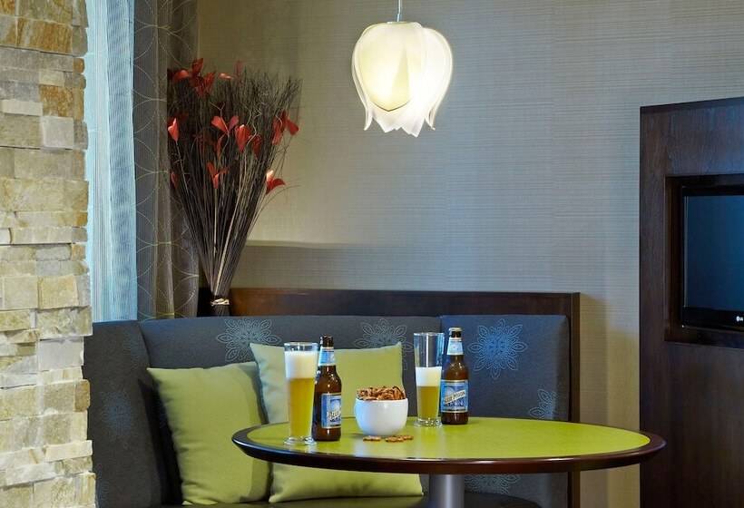 فندق Courtyard By Marriott Buffalo Amherst/university