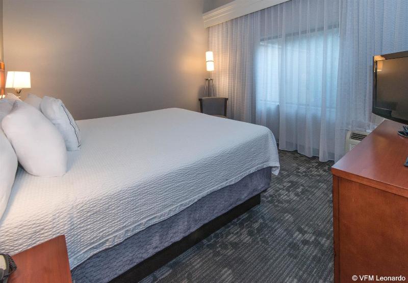 هتل Courtyard Bymarriott Albany
