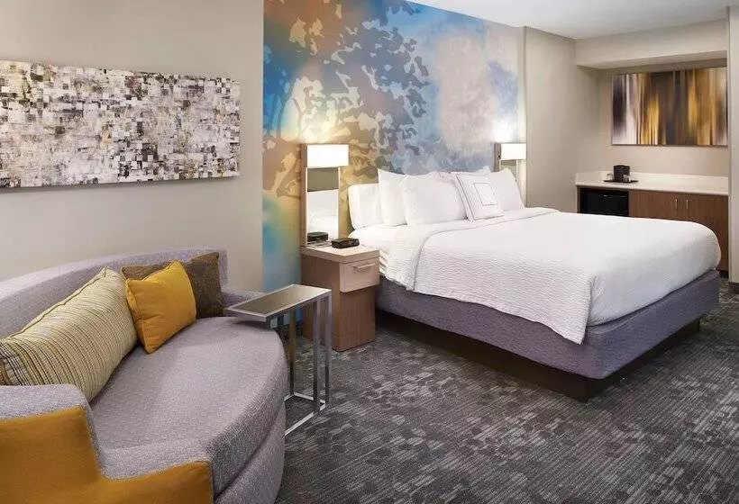 Szálloda Courtyard Cincinnati Covington