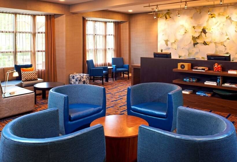 Szálloda Courtyard Cincinnati Covington