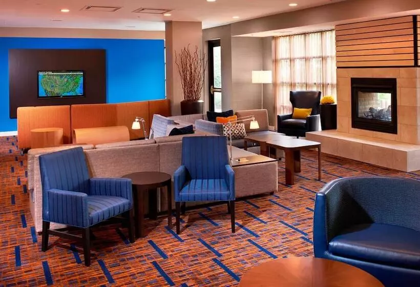 Szálloda Courtyard Cincinnati Covington