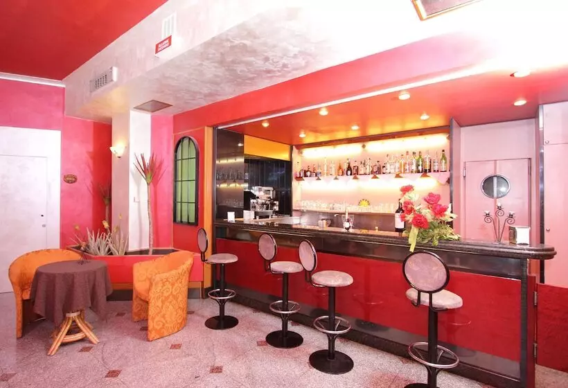 Отель D Orange D Alcantara