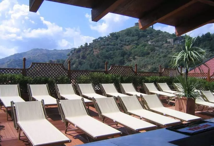 Отель D Orange D Alcantara