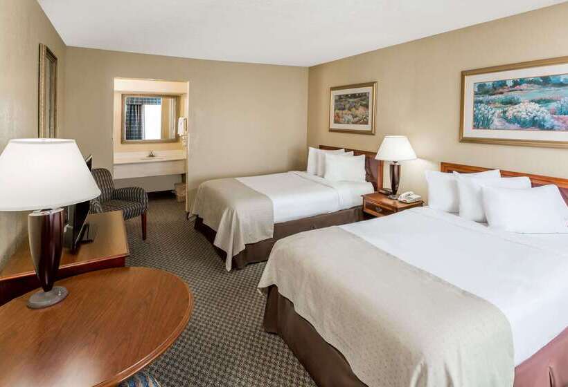 酒店 Days Inn & Suites By Wyndham Jennings