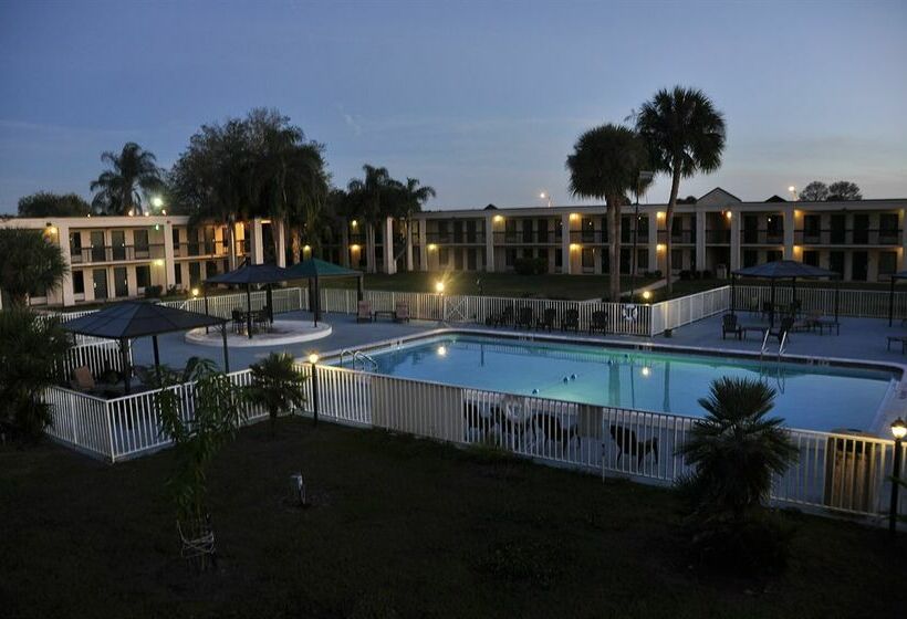 ホテル Winter Haven Gardens