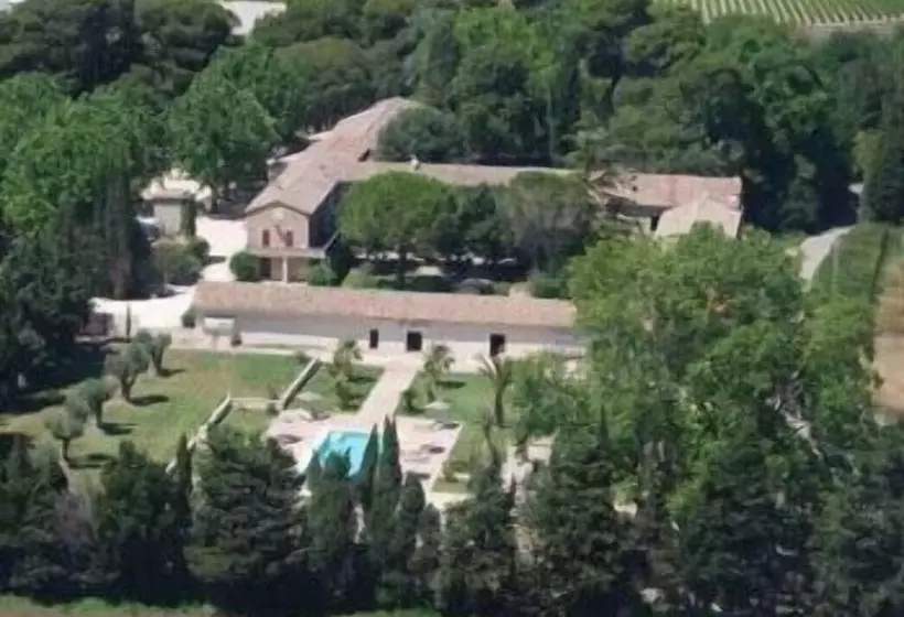 호텔 Domaine Du Grand Malherbes