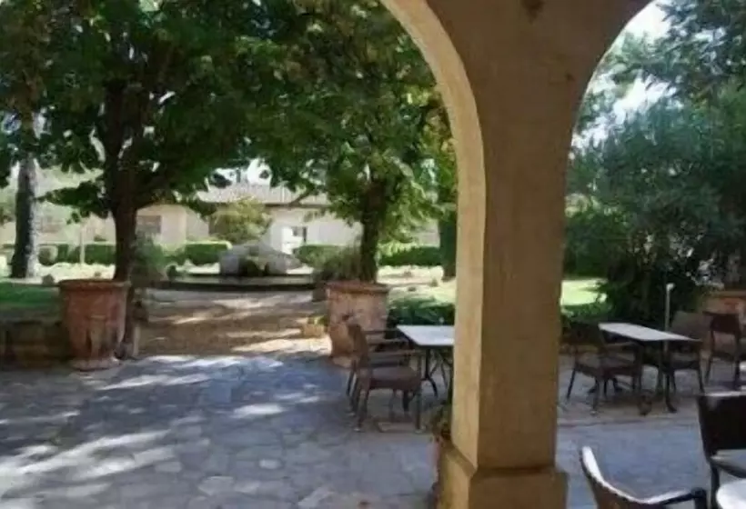 호텔 Domaine Du Grand Malherbes