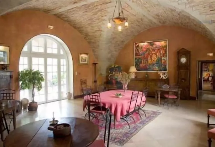 호텔 Domaine Du Grand Malherbes