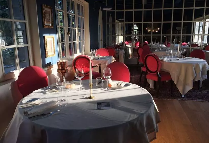 Отель Domaine Saint Clair  Le Donjon