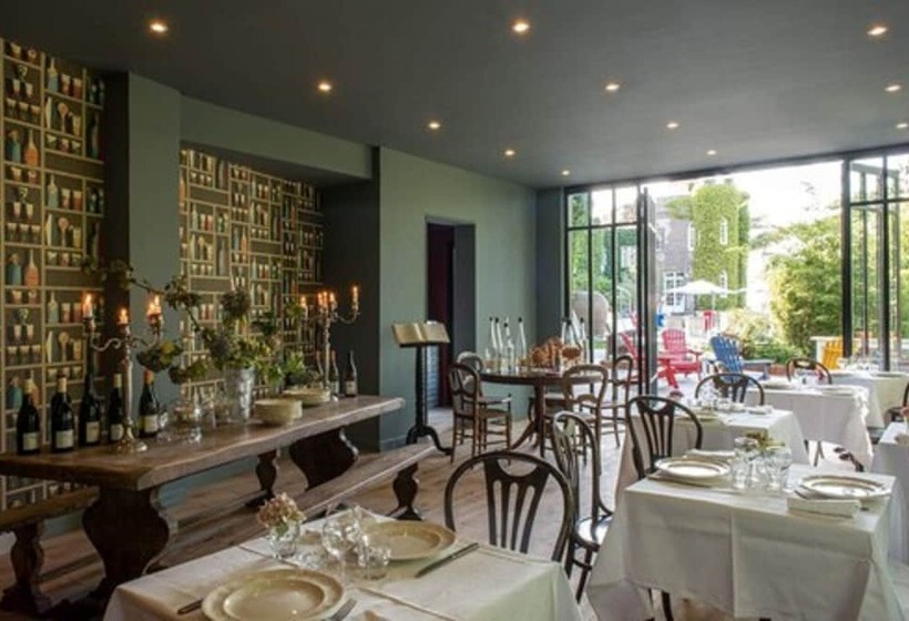 هتل Domaine Saint Clair Le Donjon