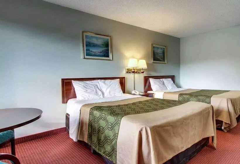 Отель Econo Lodge Inn And Suites