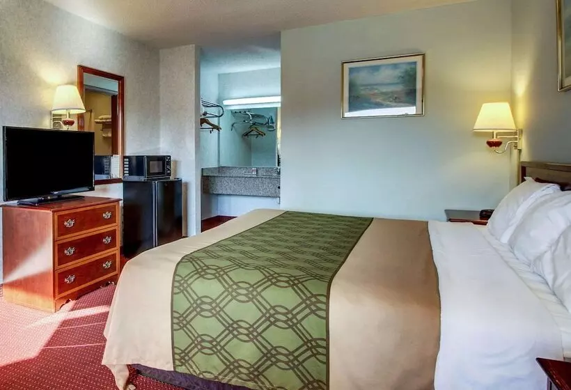 Отель Econo Lodge Inn And Suites