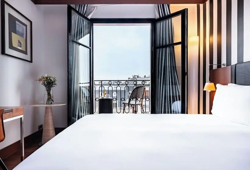 هتل Grand Hôtel Champs Elysées