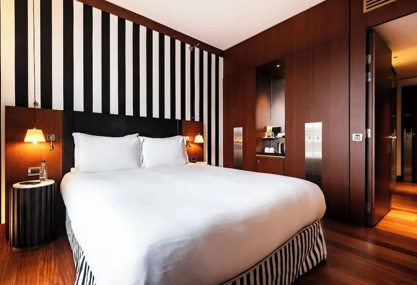 هتل Grand Hôtel Champs Elysées