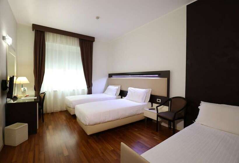 酒店 Grande Albergo Maugeri