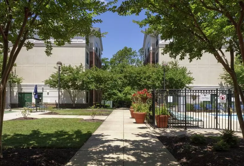 هتل Homewood Suites By Hilton Columbia