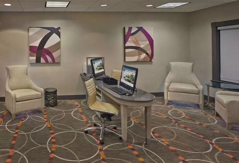 هتل Homewood Suites By Hilton Columbia