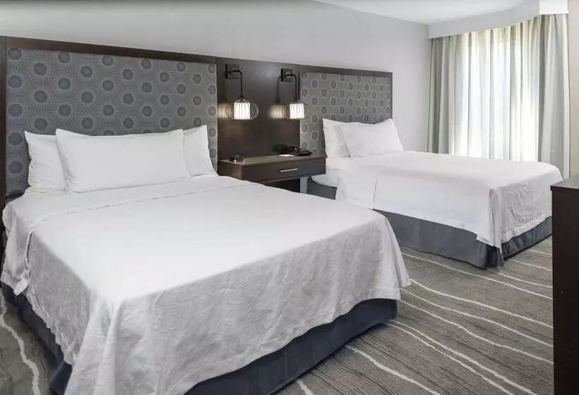 هتل Homewood Suites By Hilton Columbia