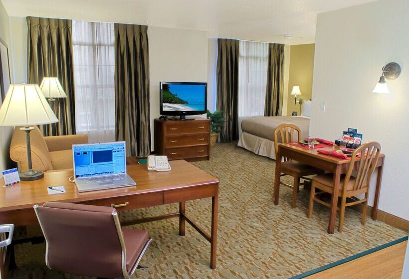 فندق Homewood Suites By Hilton Newark Fremont