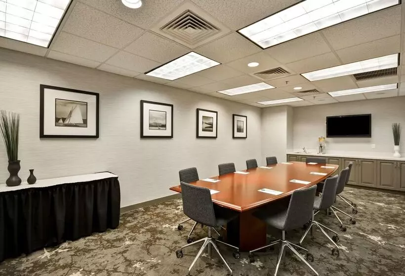 酒店 Homewood Suites By Hilton Oakland Waterfront