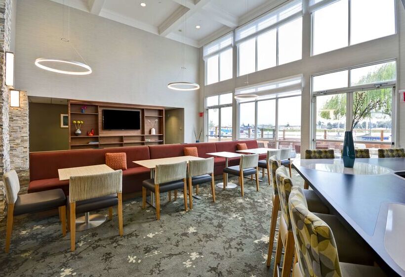 בית מלון כפרי Homewood Suites By Hilton Oakland Waterfront