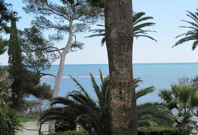 Отель La Villa Mauresque