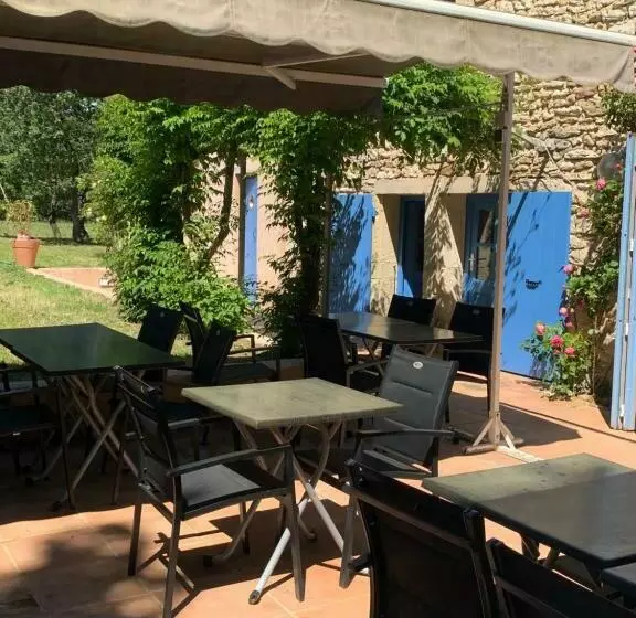 Hotelli Le Mas Des Laurels