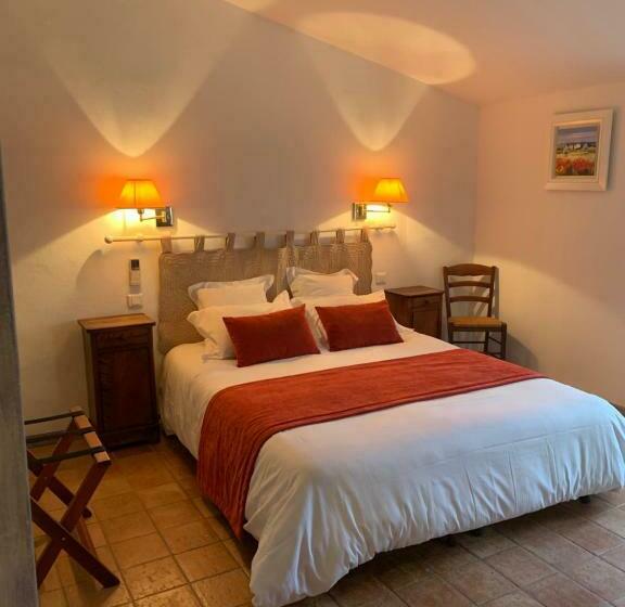 בית מלון כפרי Le Mas Des Laurels