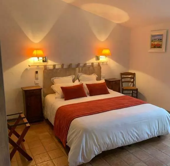 Hotelli Le Mas Des Laurels