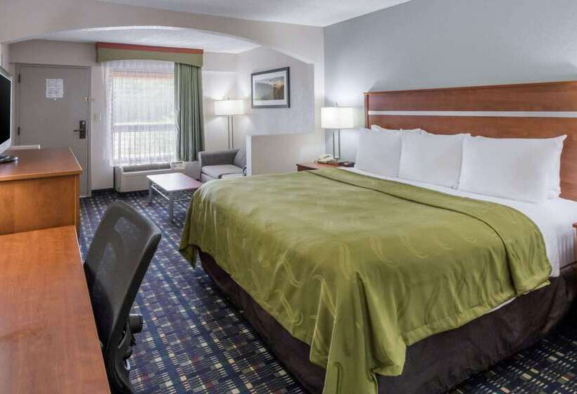 בית מלון כפרי Quality Inn