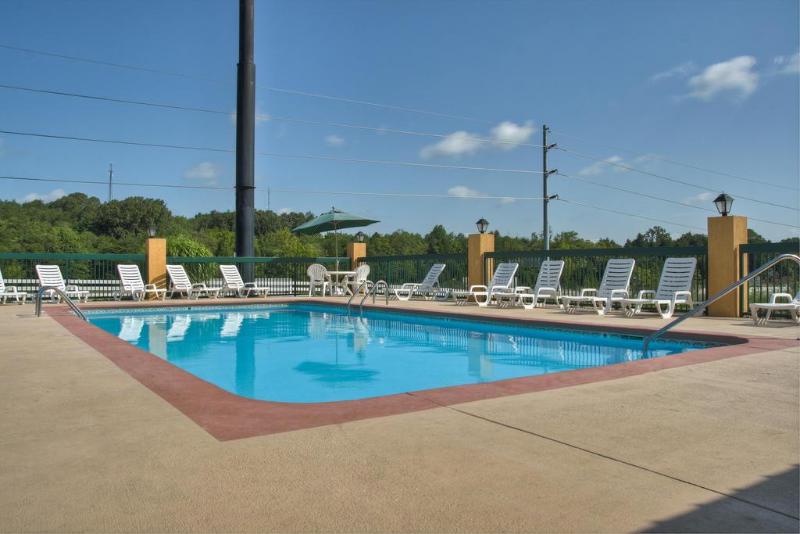 בית מלון כפרי Quality Inn