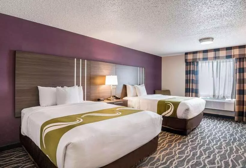 هتل Quality Inn & Suites