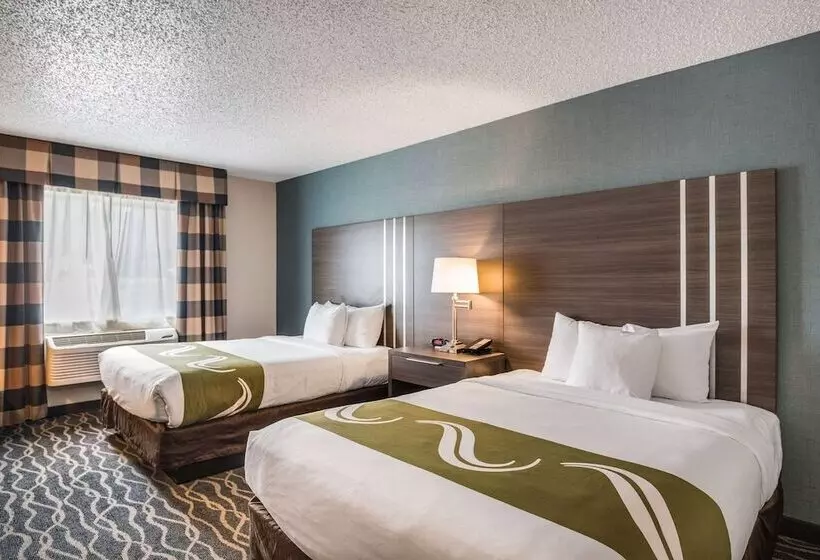 هتل Quality Inn & Suites