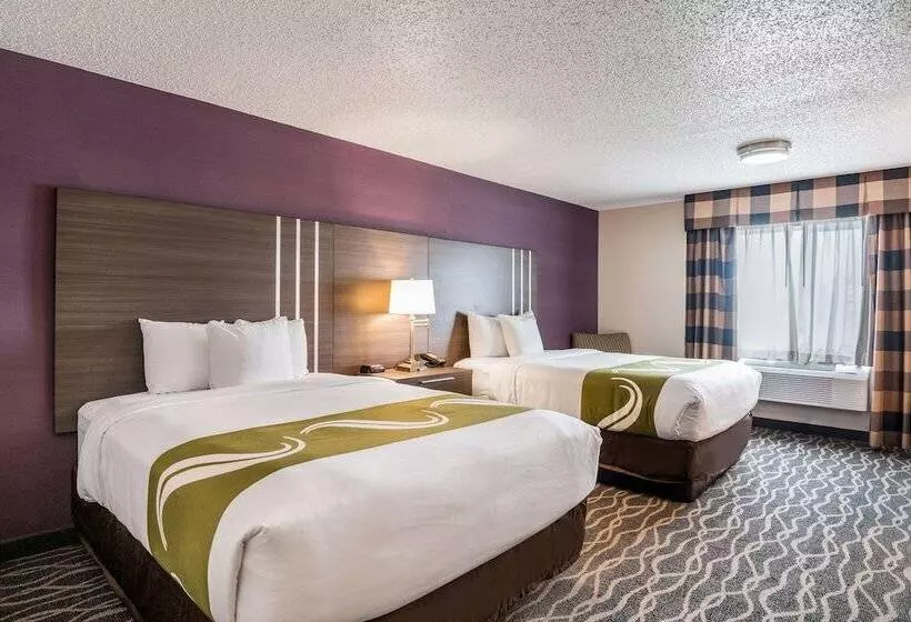 هتل Quality Inn & Suites