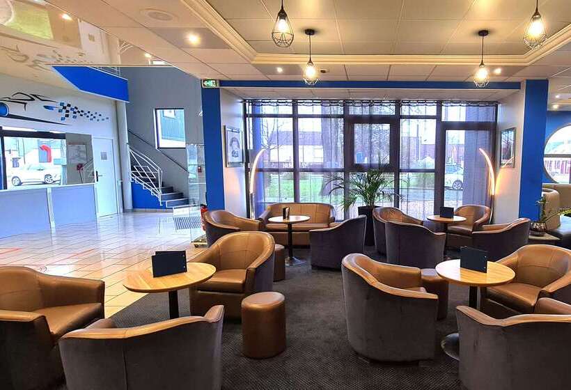 هتل Le Circuit Le Mans