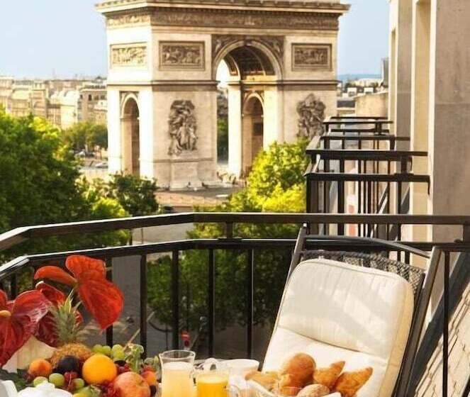 هتل Grand Hôtel Champs Elysées