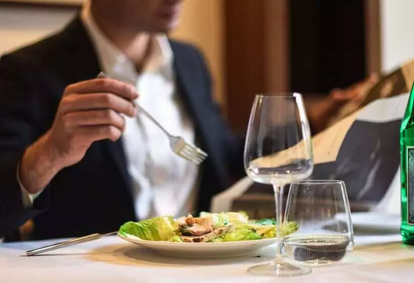 ホテル Grand Hôtel Champs Elysées